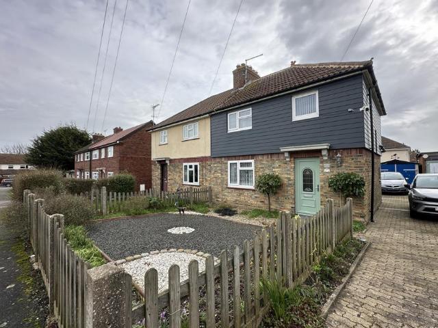 House for sale in Mill Hill, Ash