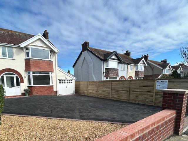 House for sale in Penrhyn Bay, Wales