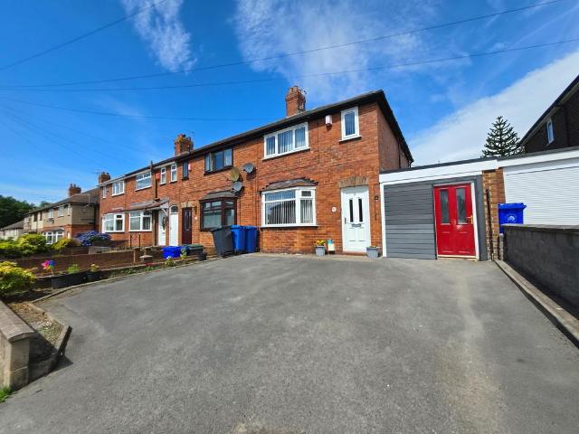 House for sale in Tunstall, Stoke-on-Trent