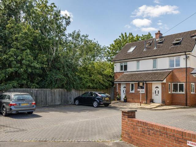 House for sale in Bridge Yate, South Gloucestershire