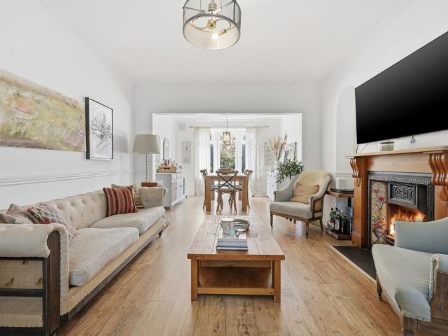 House for sale in Friern Barnet, Greater London