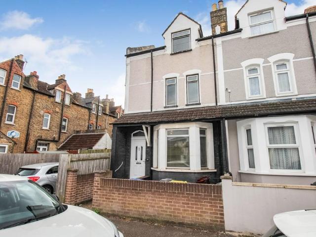 House for sale in London Borough of Croydon, Greater London