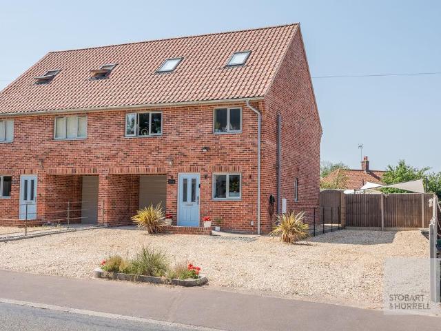 House for sale in Comers, Norfolk
