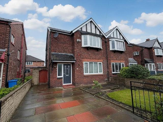 House for sale in Mosley, Trafford Park