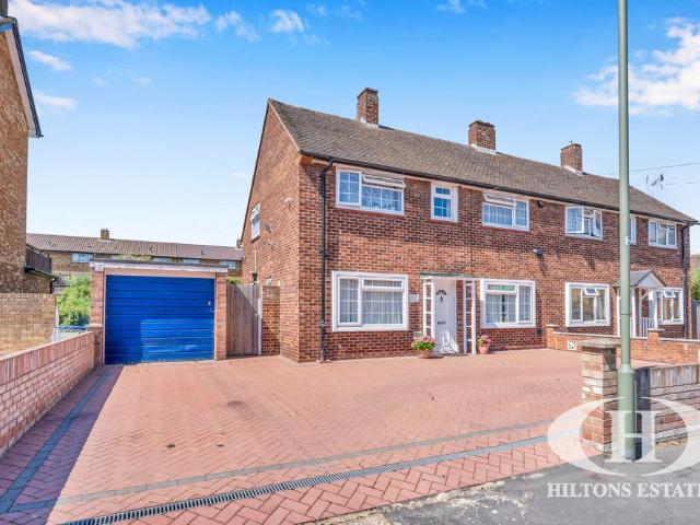 House for sale in Lower Halliford, Surrey
