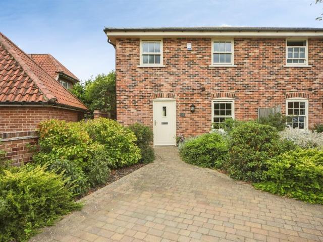 House for sale in Bedingfield, Suffolk
