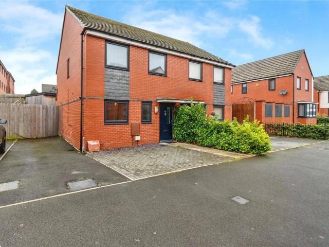 House for sale in Bloxwich, West Midlands