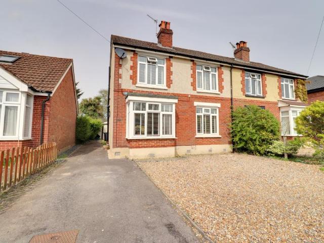 House for sale in Spring Vale, Hampshire