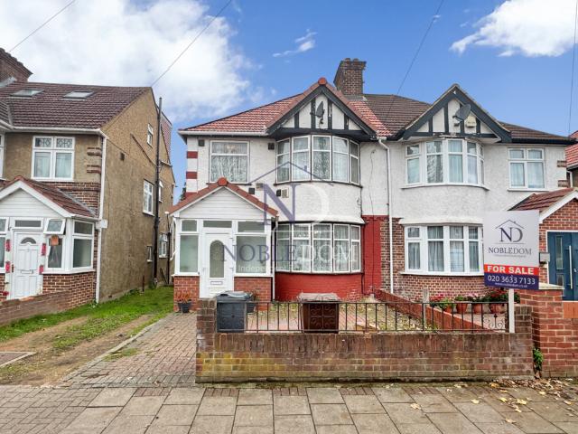 House for sale in London Borough of Hounslow, Greater London