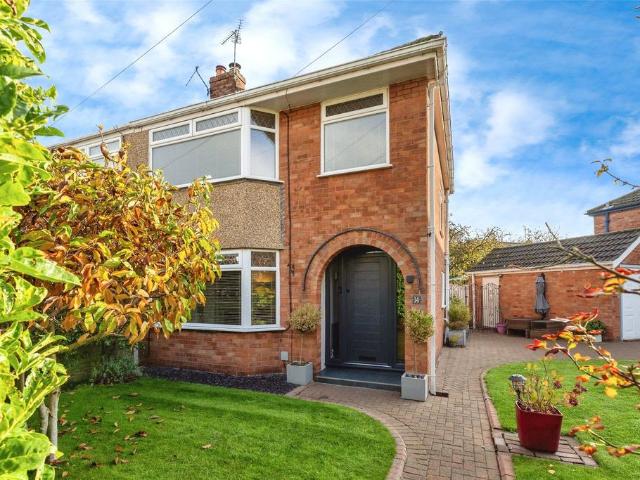 House for sale in Little Neston, West Vale
