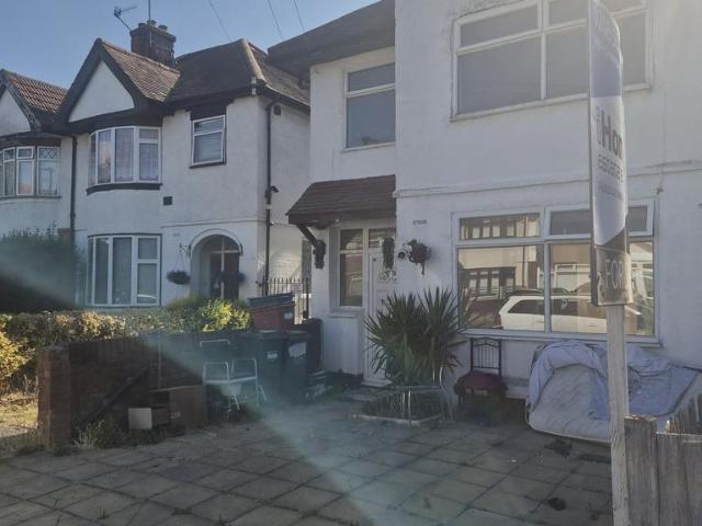House for sale in London Borough of Hounslow, Greater London