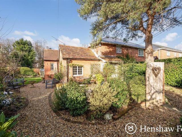 House for sale in Barton Stacey, Hampshire