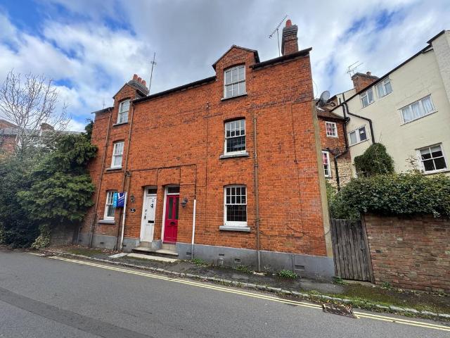 House for sale in Buckingham, Buckinghamshire