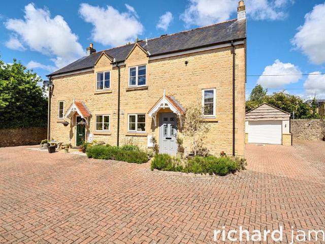 House for sale in Abbey Mead, Swindon