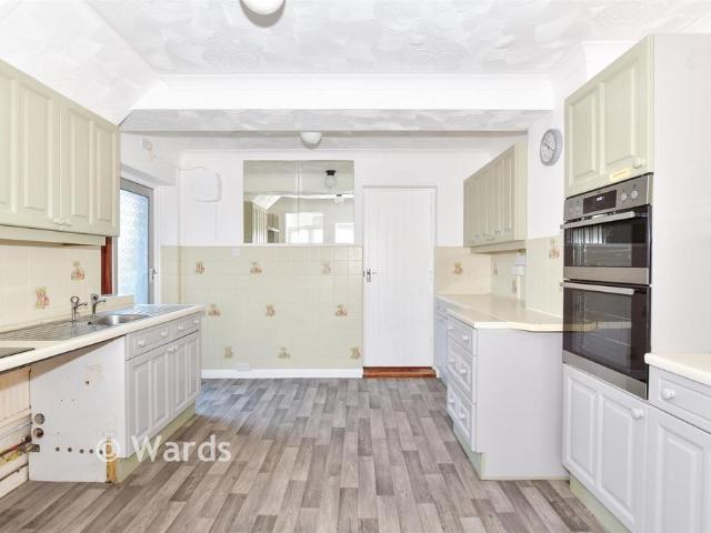 House for sale in Upper Halling