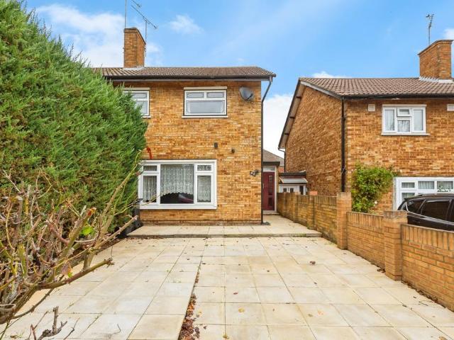 House for sale in Fairlop, Greater London
