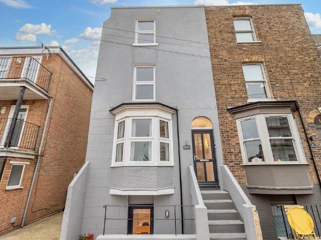 House for sale in East Cliff, Acol