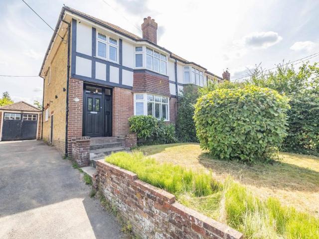 House for sale in Stuppington, The Bridge