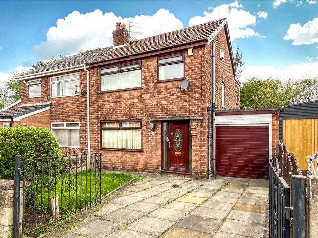 House for sale in Pendock, Greater Manchester