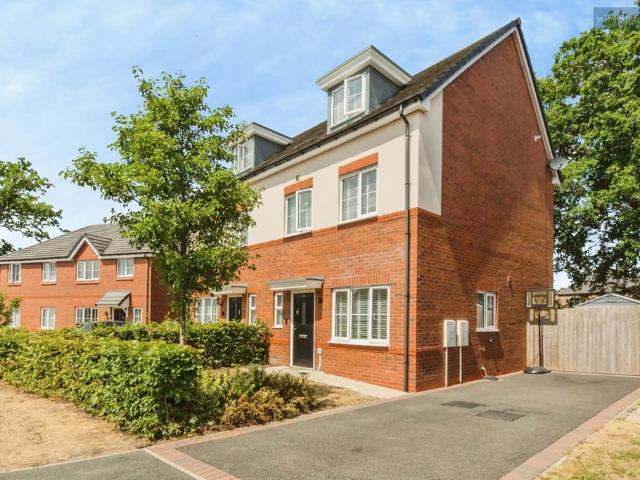 House for sale in Haslington, Winterley