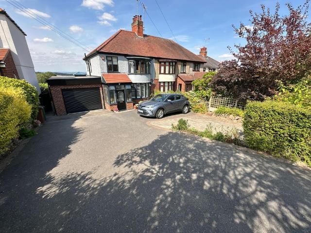 House for sale in Bretby, South Derbyshire