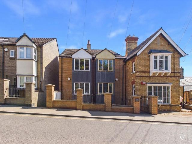 House for sale in Baron St Martin, Barholm