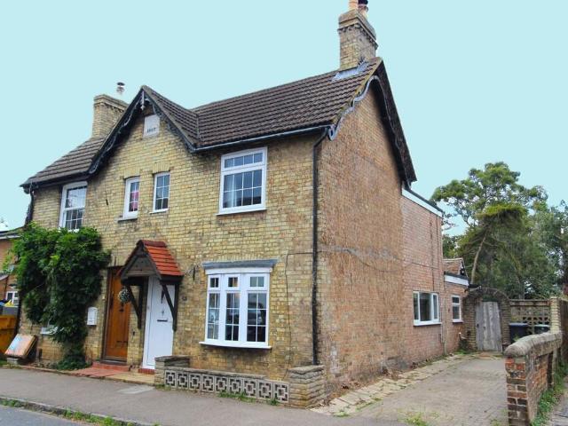 House for sale in Beeston, Sandy