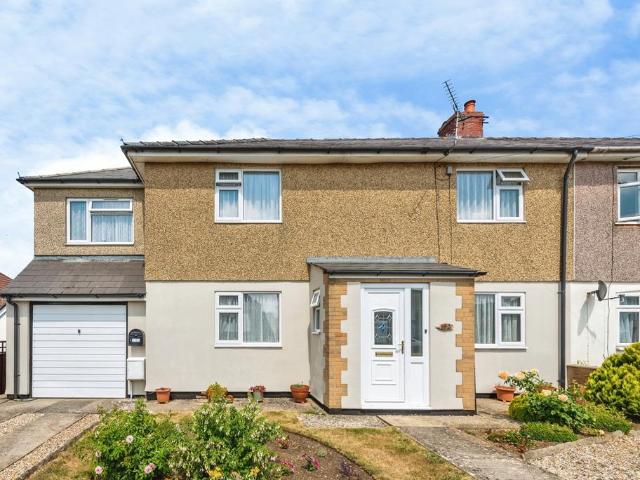 House for sale in Rodbourne, Swindon