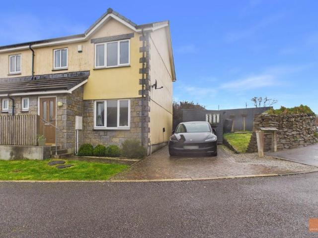 House for sale in Mount Ambrose, Cornwall