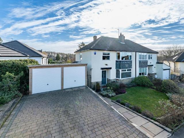 House for sale in Newall, Otley