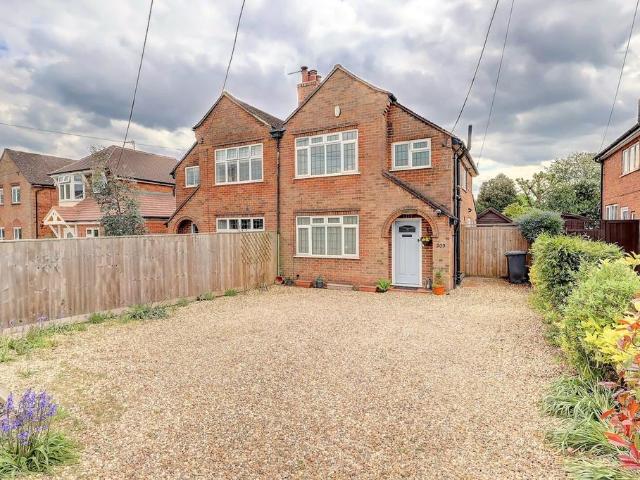 House for sale in Tylers Green, Buckinghamshire