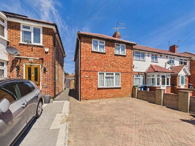 House for sale in London Borough of Ealing, Greater London