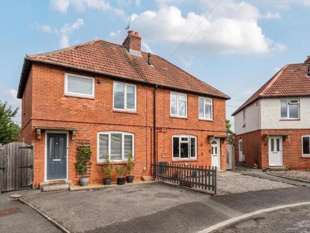 House for sale in Devizes, Wiltshire