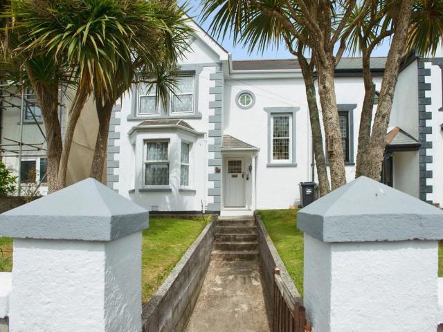 House for sale in St Stephen, Cornwall