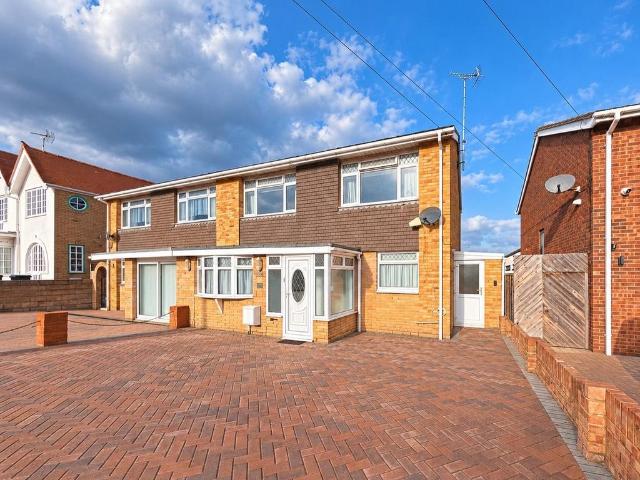 House for sale in Kingsgate, Thanet