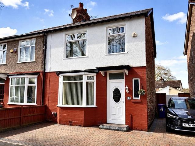 House for sale in Calderstones