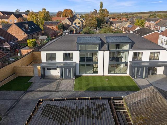 House for sale in Dinnington St. John's, Dinnington