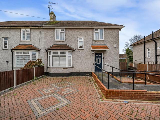 House for sale in Well Hall, Greater London