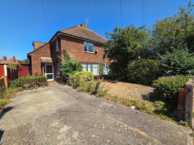 House for sale in Acol, Kent
