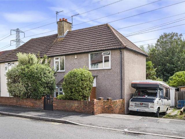 House for sale in Crayford, Greater London
