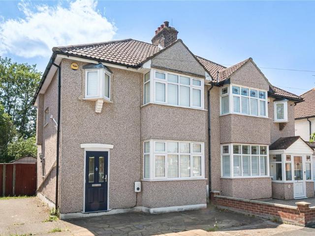 House for sale in Whitton, Greater London