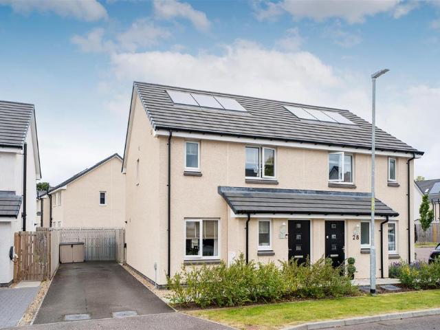 House for sale in Cleland, Scotland