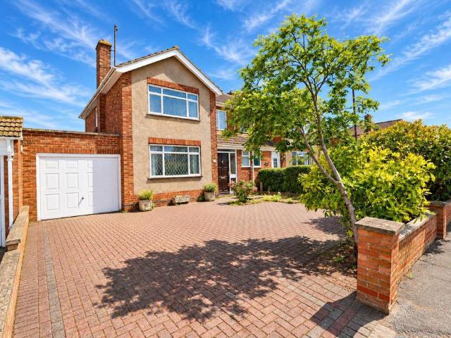 House for sale in Rushden