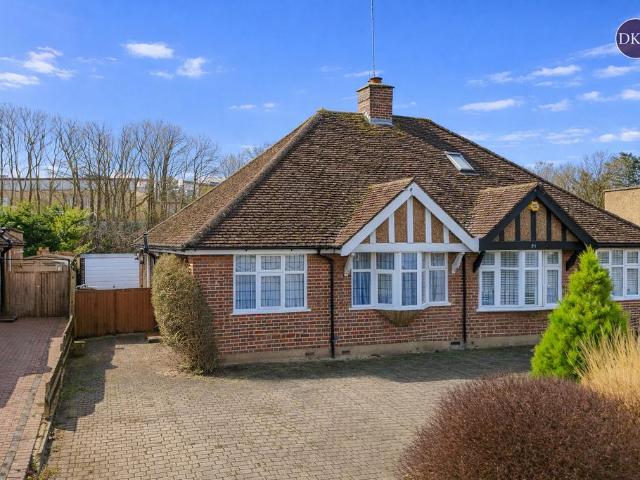 House for sale in Holywell Estate, North Watford