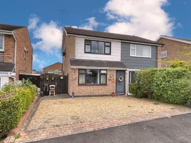 House for sale in Stanford On Avon, Leicestershire