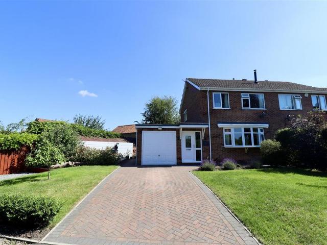House for sale in Barmby Moor