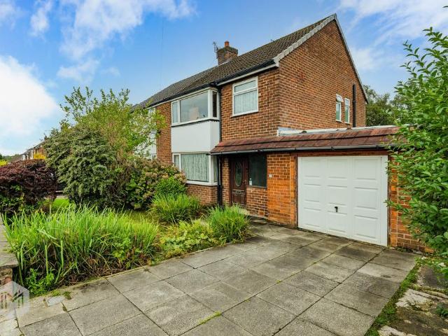 House for sale in Bradshaw, Lee Bank