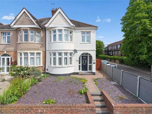 House for sale in Hornchurch, Greater London