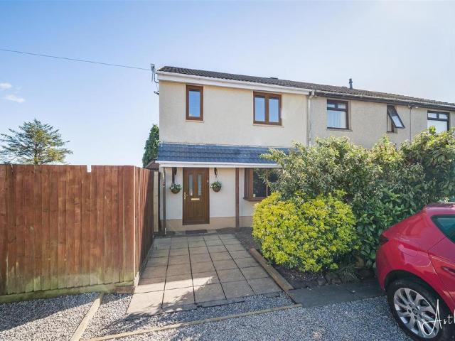 House for sale in Nangreaves, Wales