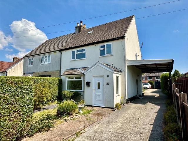 House for sale in Charlesworth, East Midlands